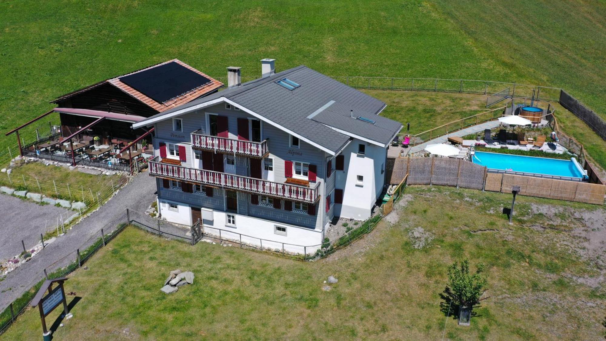 Gasthaus Alpina Tschappina Eksteriør billede