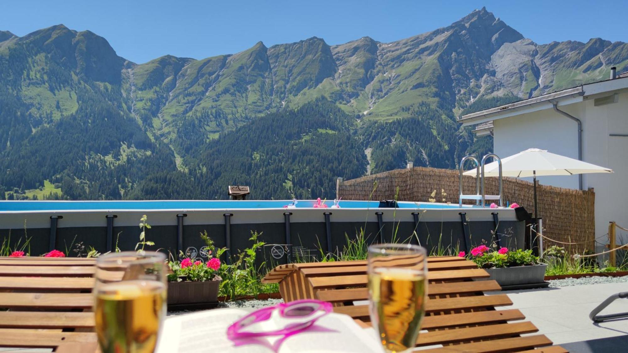 Gasthaus Alpina Tschappina Eksteriør billede