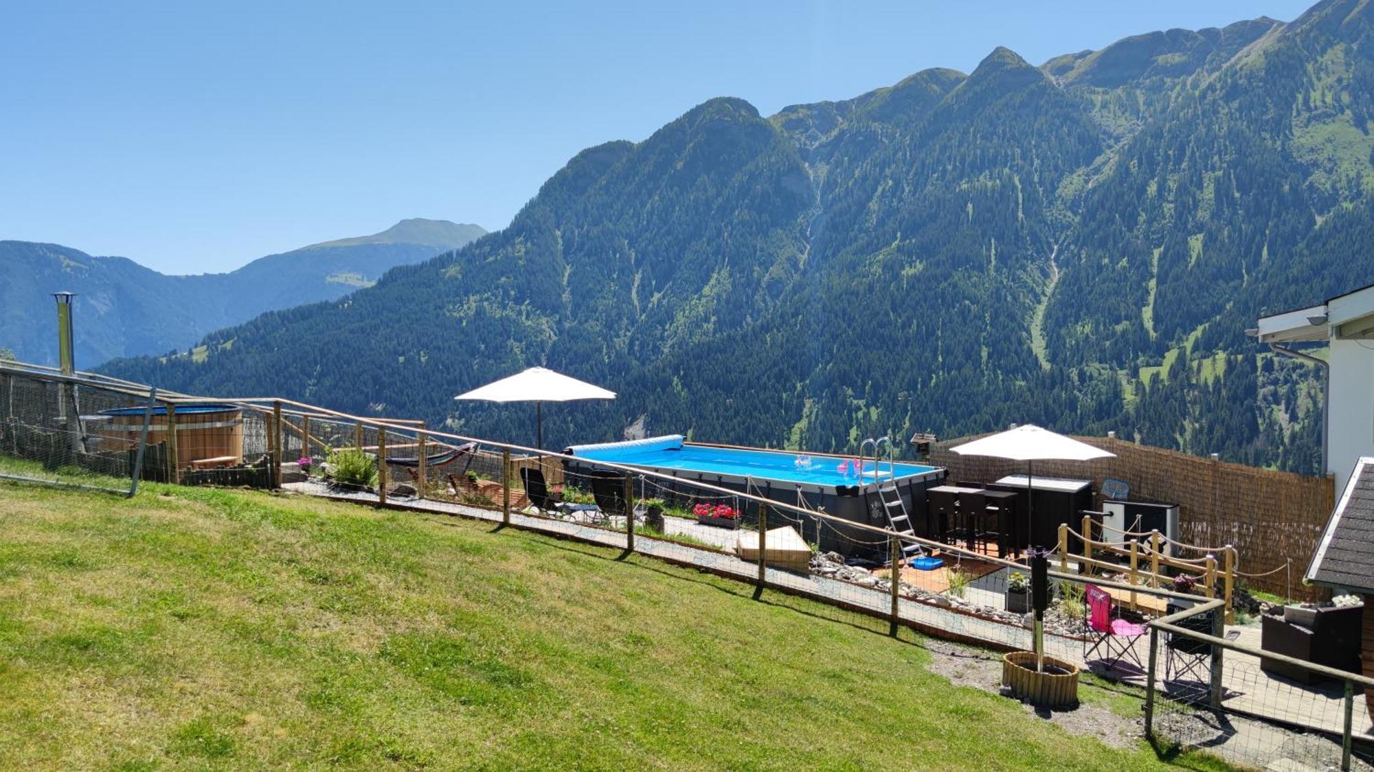 Gasthaus Alpina Tschappina Eksteriør billede