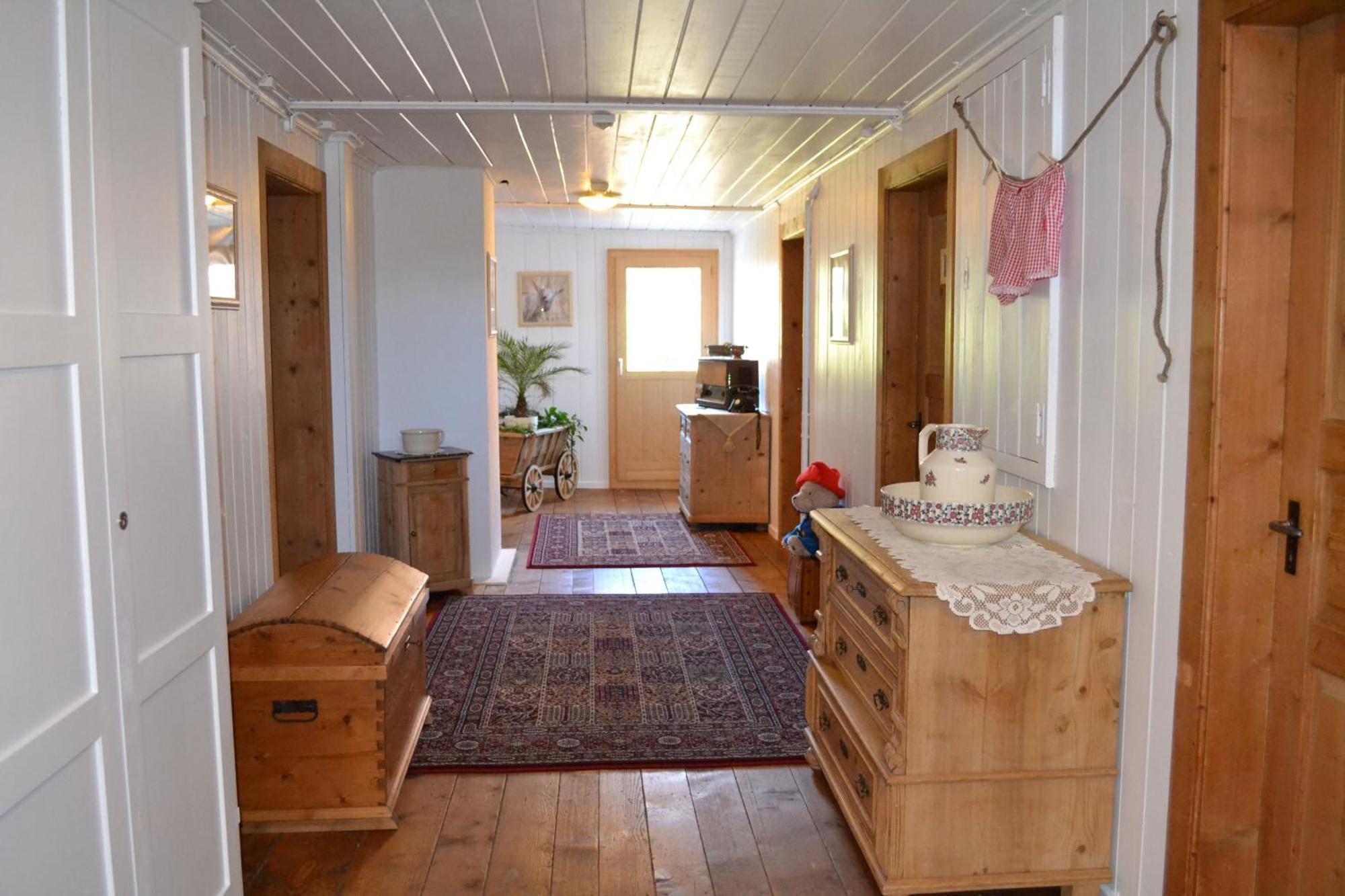 Gasthaus Alpina Tschappina Eksteriør billede
