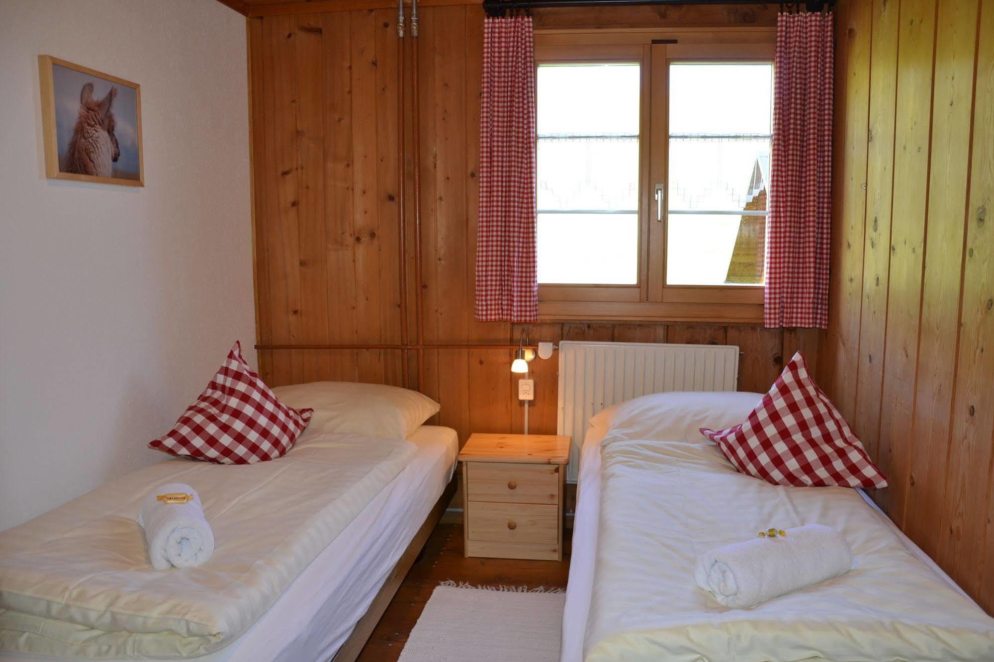 Gasthaus Alpina Tschappina Eksteriør billede