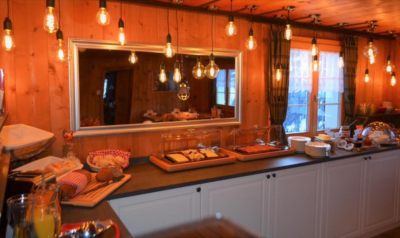 Gasthaus Alpina Tschappina Eksteriør billede